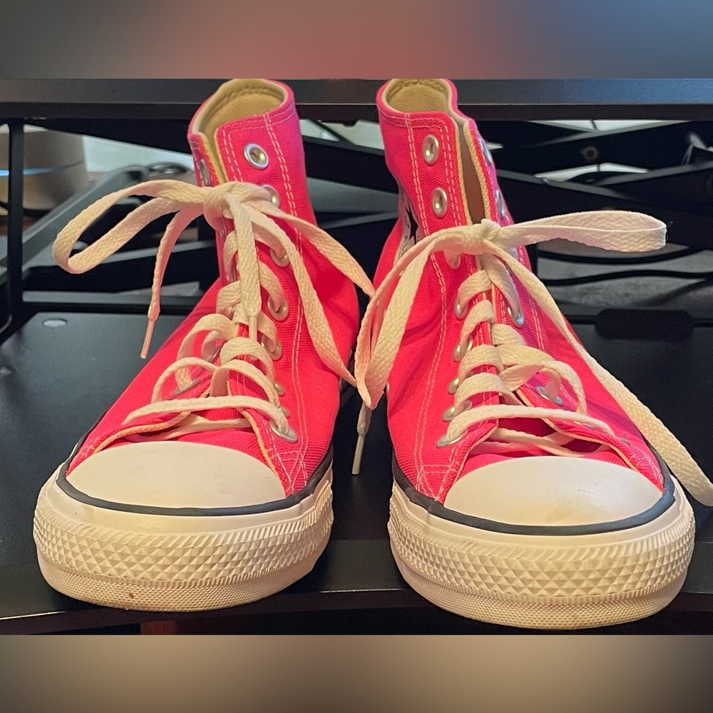 Worn once, Converse High Tops, Hot pink